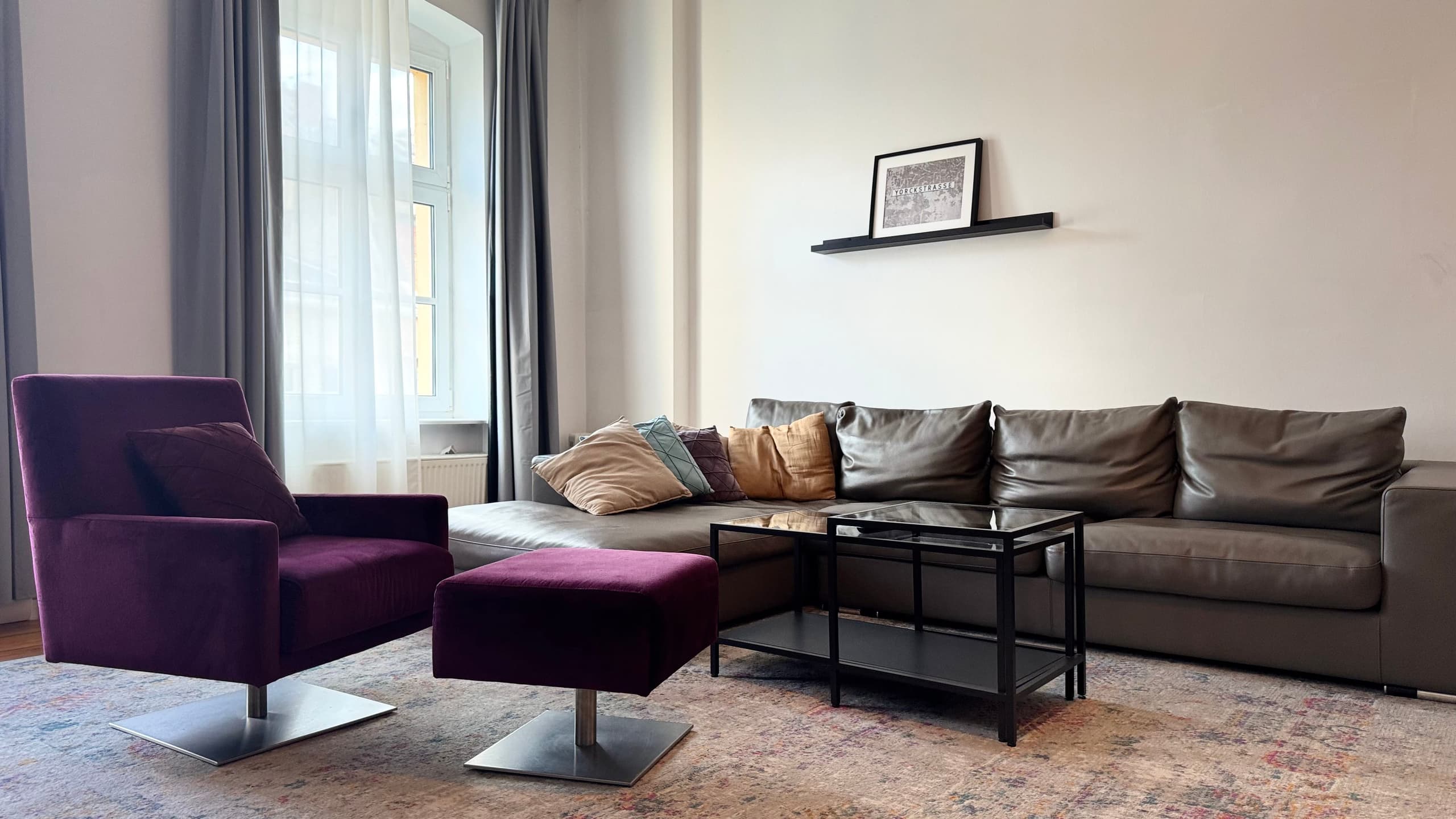Living room in Brückenstraße, 3.OG, photograph 5 of 7