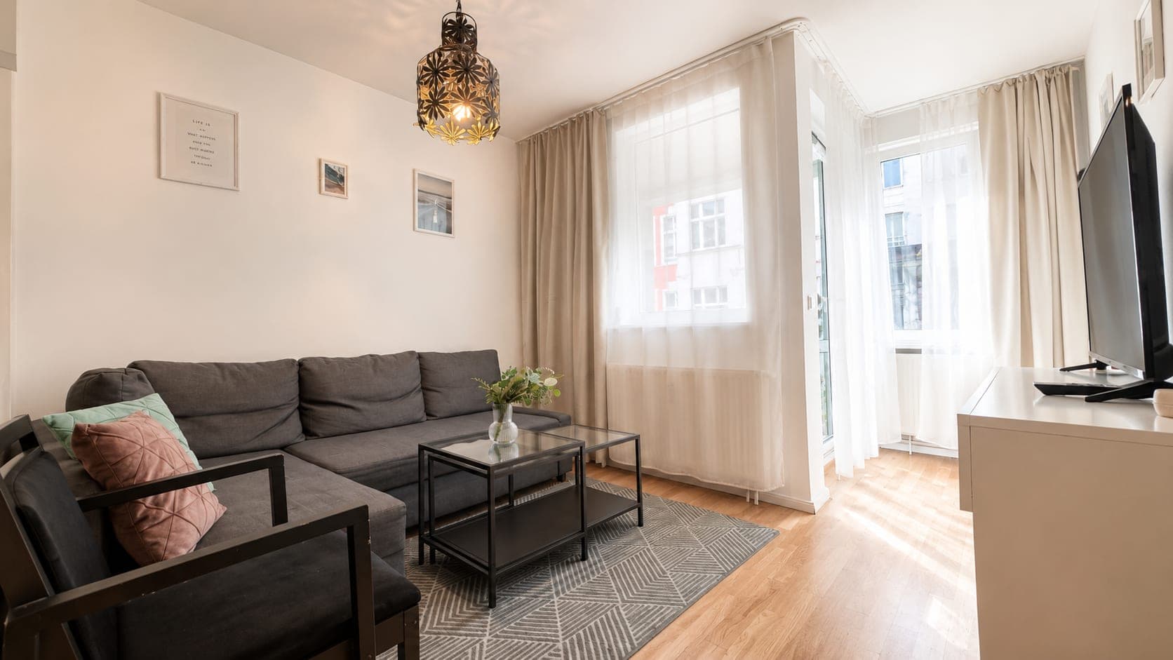 Living room in Flat 101, photograph 3 of 3