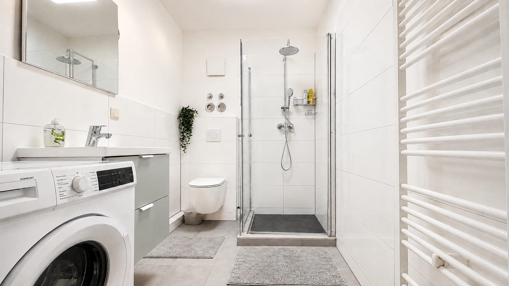 Bathroom in Flat 103, photograph 2 of 2