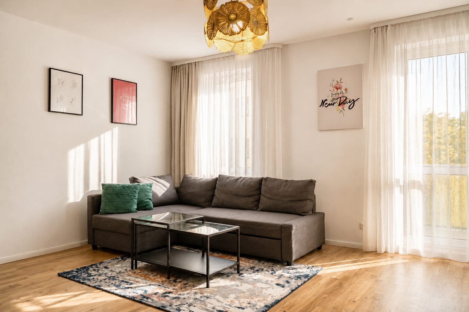 Living room in Flat 104, photograph 1 of 4