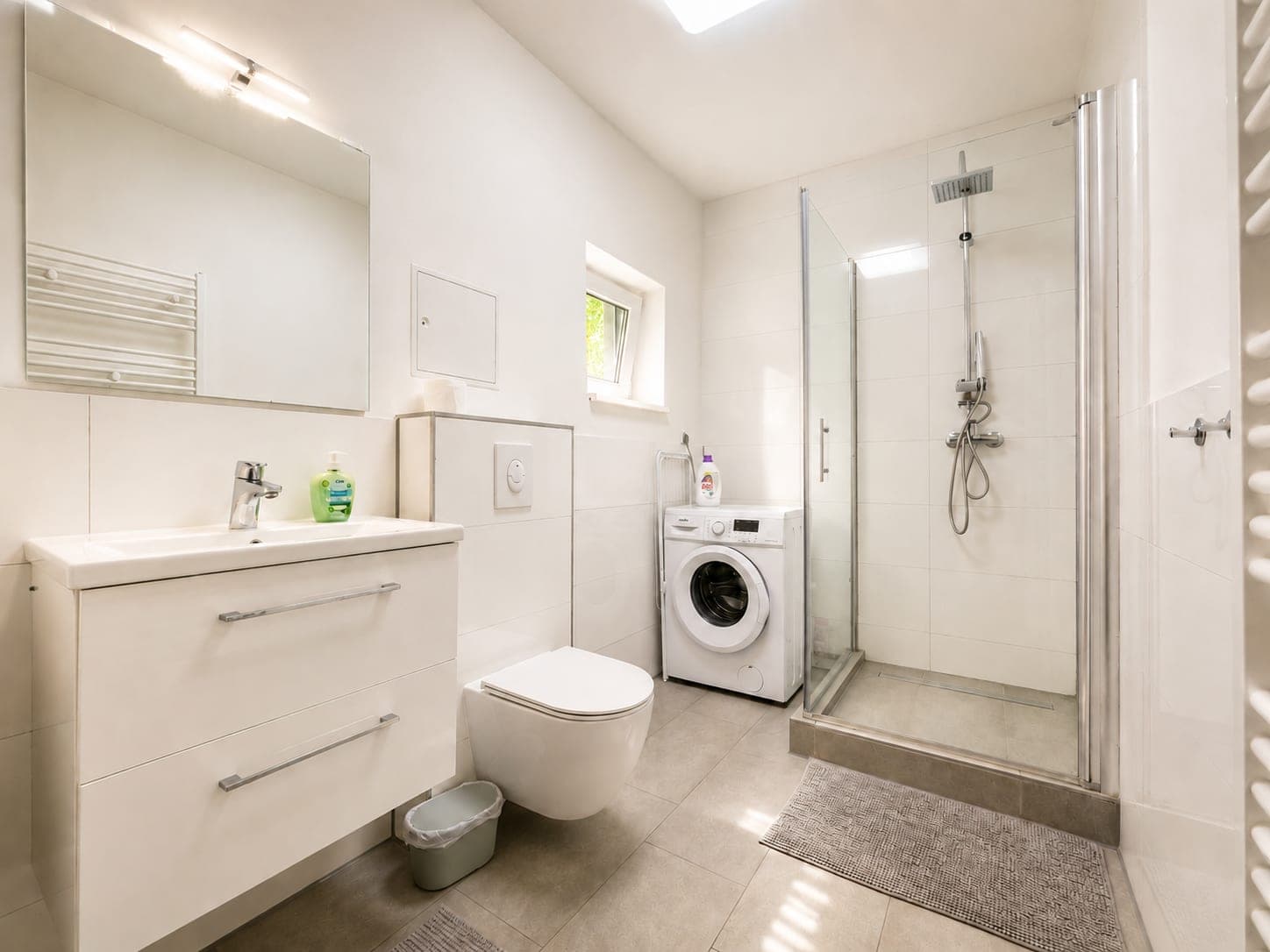 Bathroom in Flat 105