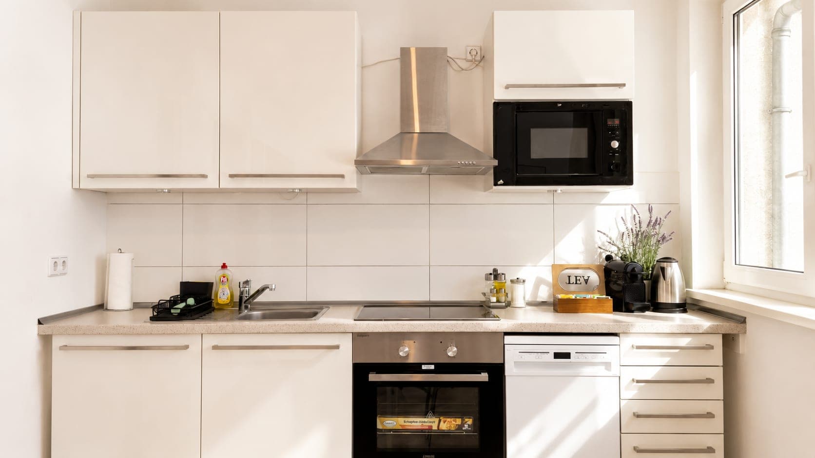 Kitchen in Flat 201, photograph 1 of 4