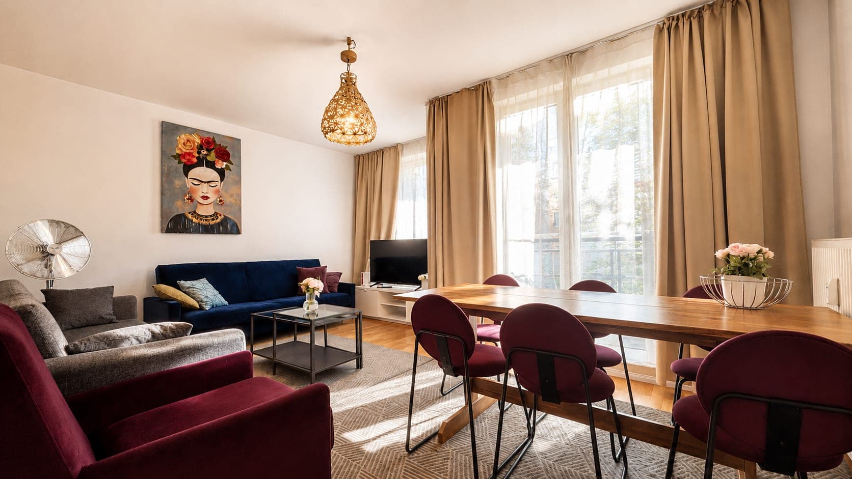 Living room in Flat 2021, photograph 1 of 3