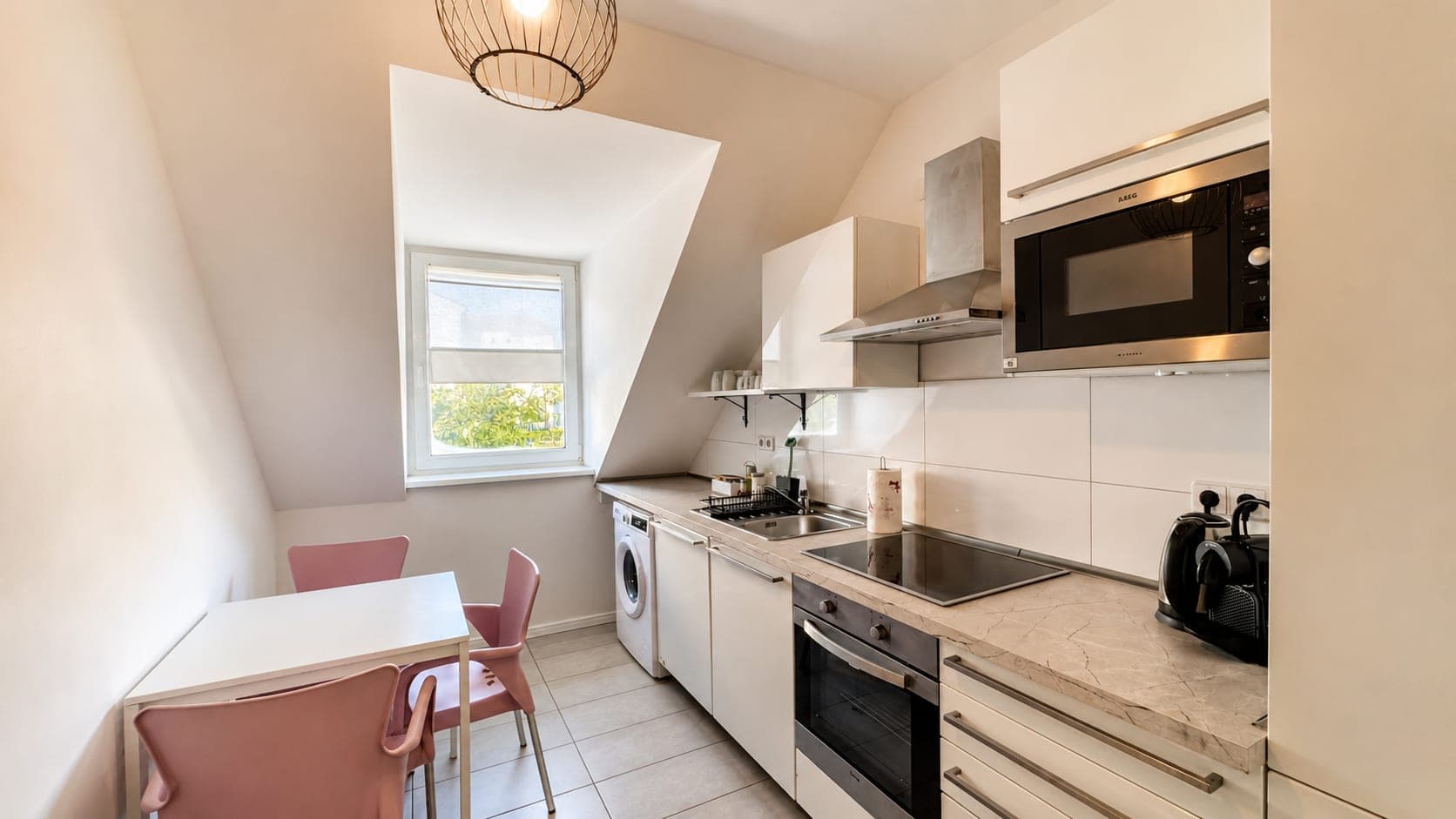 Kitchen in Flat 2031, photograph 4 of 4