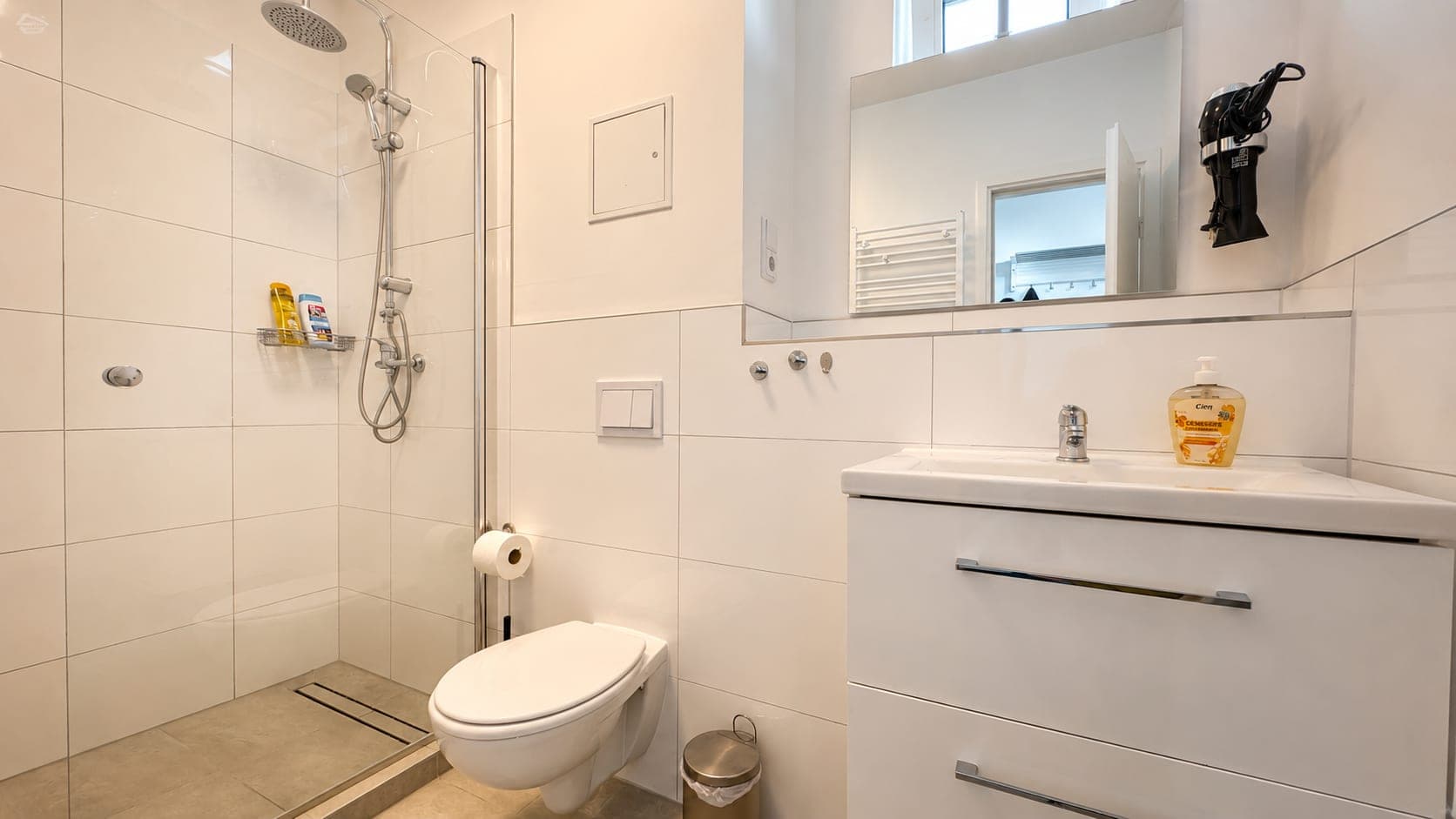 Bathroom in Flat 2032