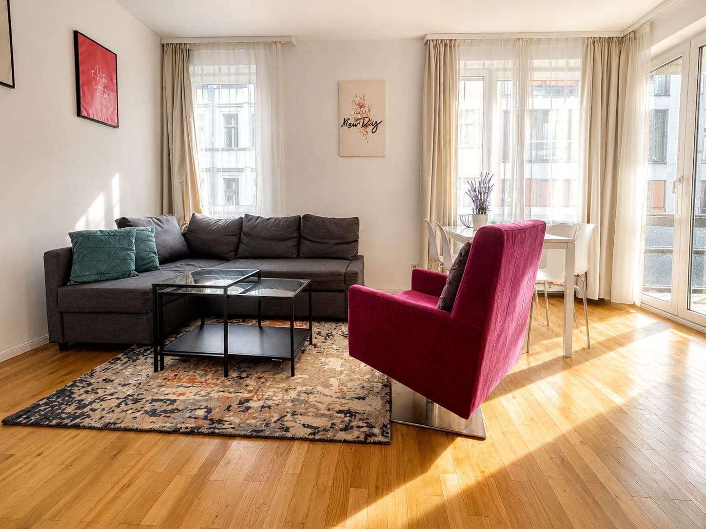 Living room in Flat 204, photograph 5 of 5
