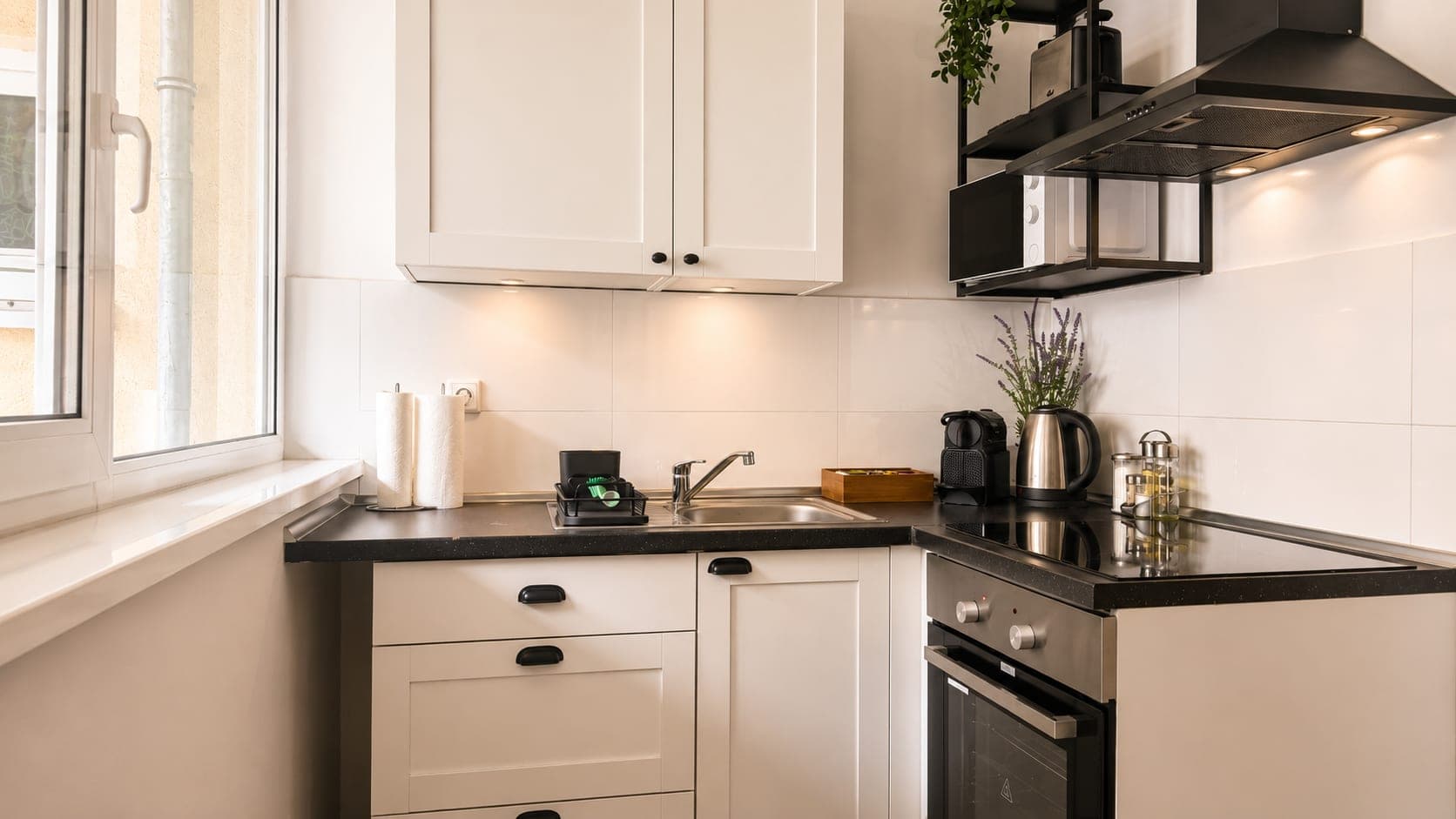 Kitchen in Flat 205, photograph 1 of 3