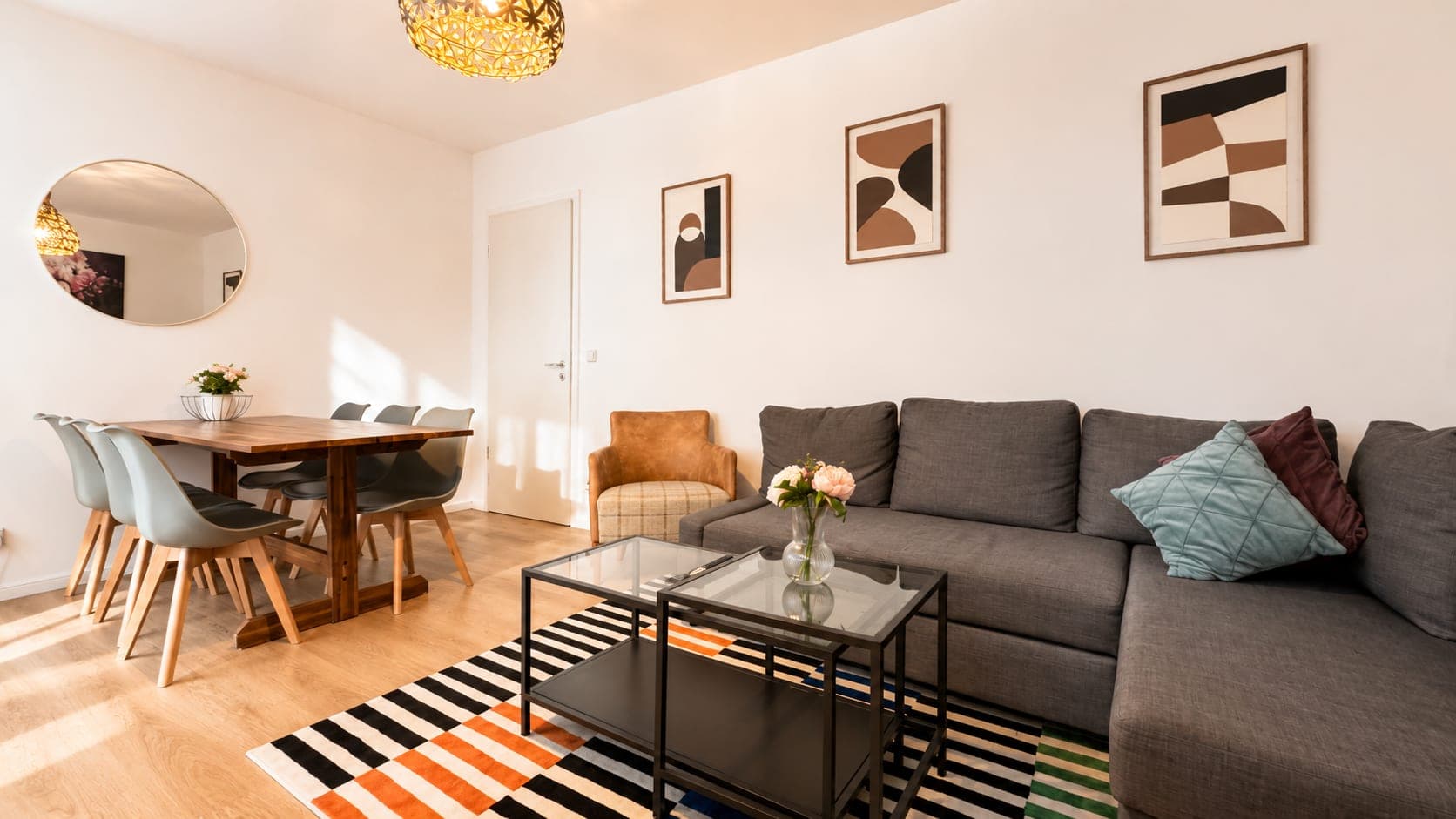 Living room in Flat 2111, photograph 2 of 3