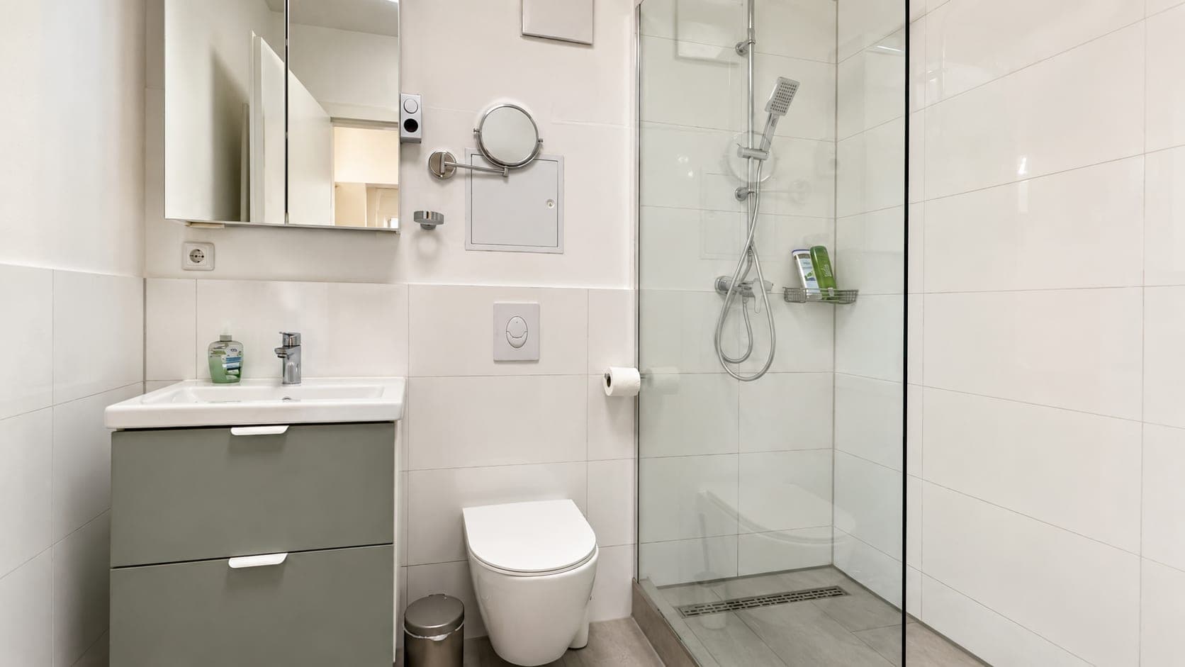 Bathroom in Flat 2121