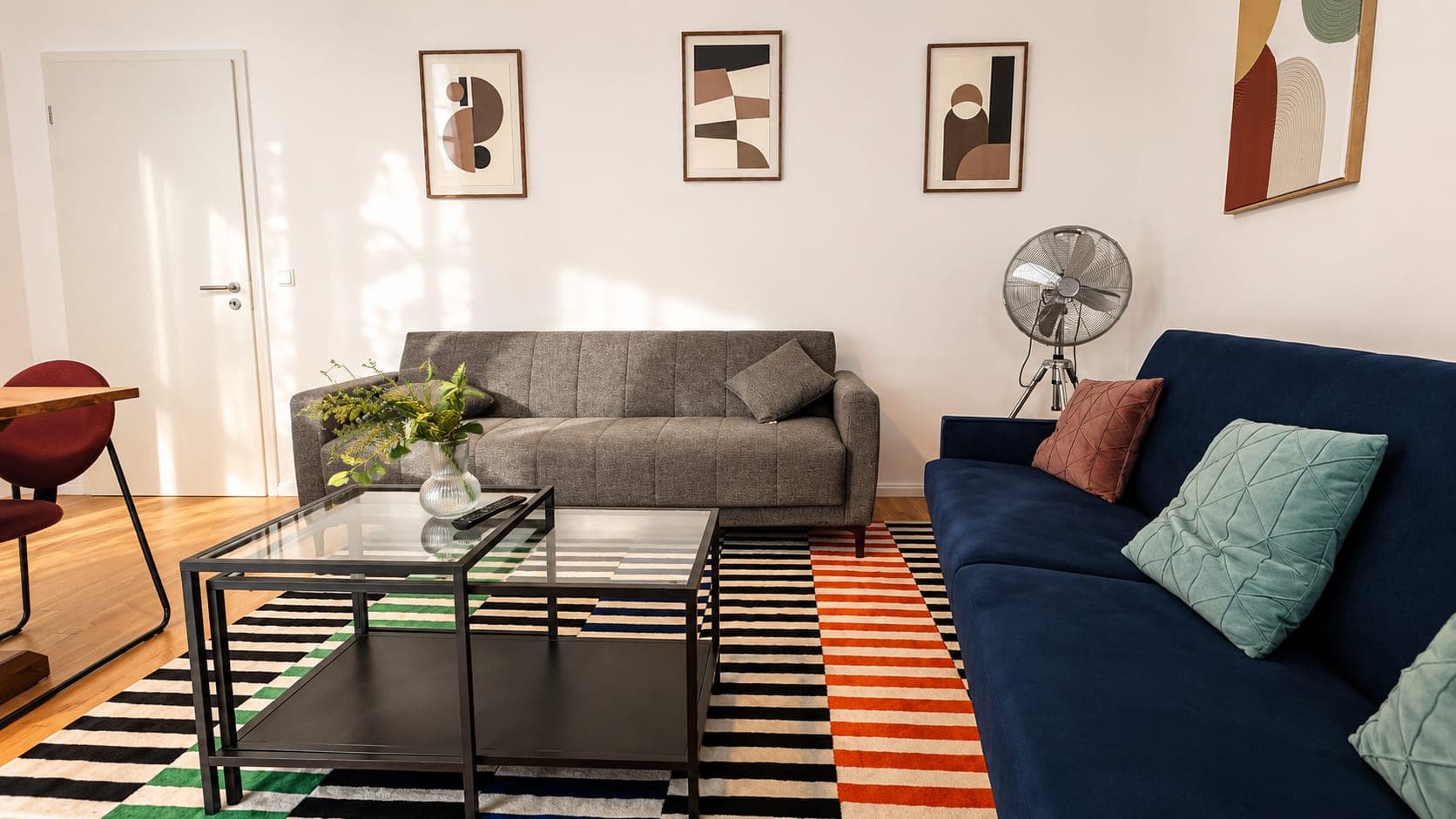 Living room in Flat 2121, photograph 3 of 4