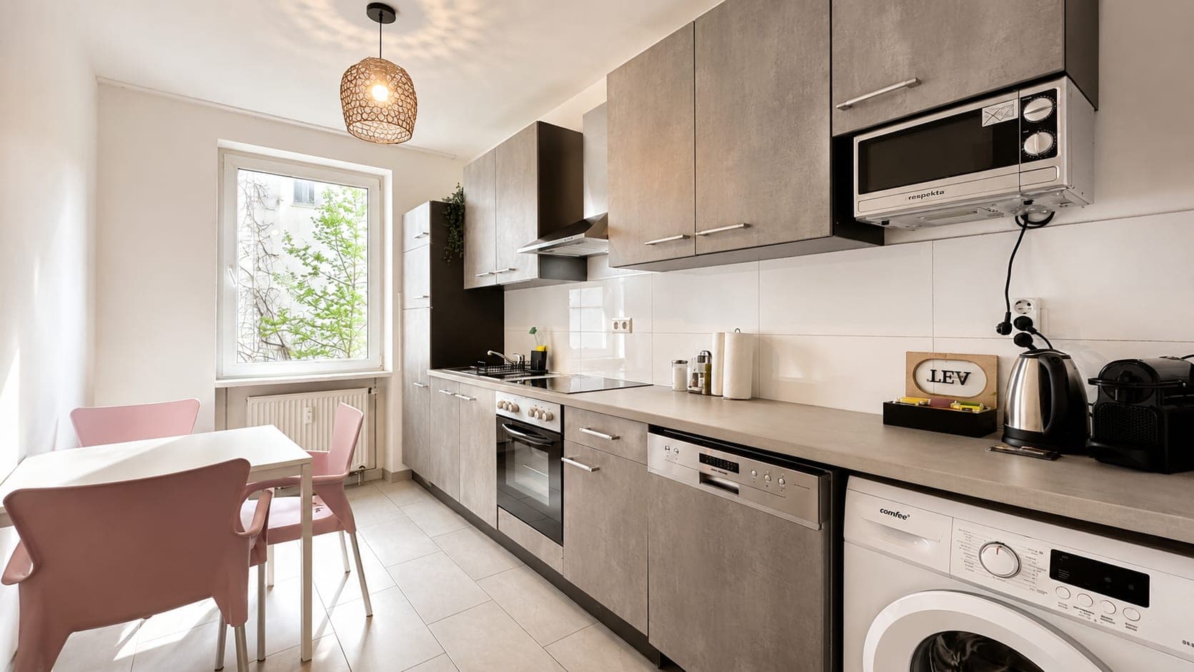Kitchen in Flat 2121, photograph 4 of 4