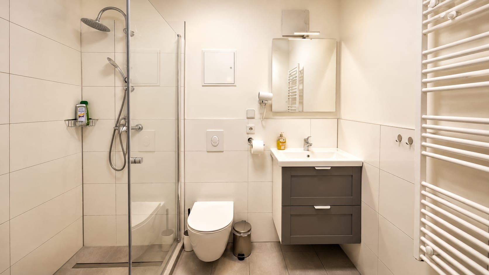 Bathroom in Flat 2122