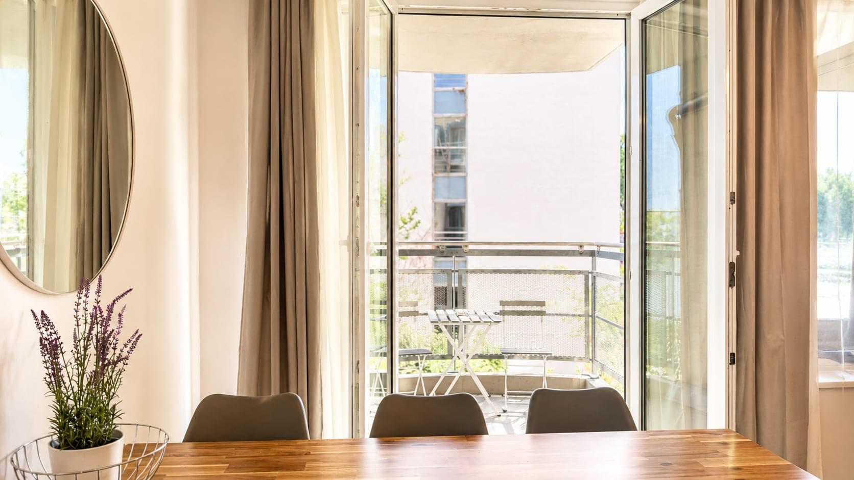 Balcony in Flat 2122, photograph 2 of 2
