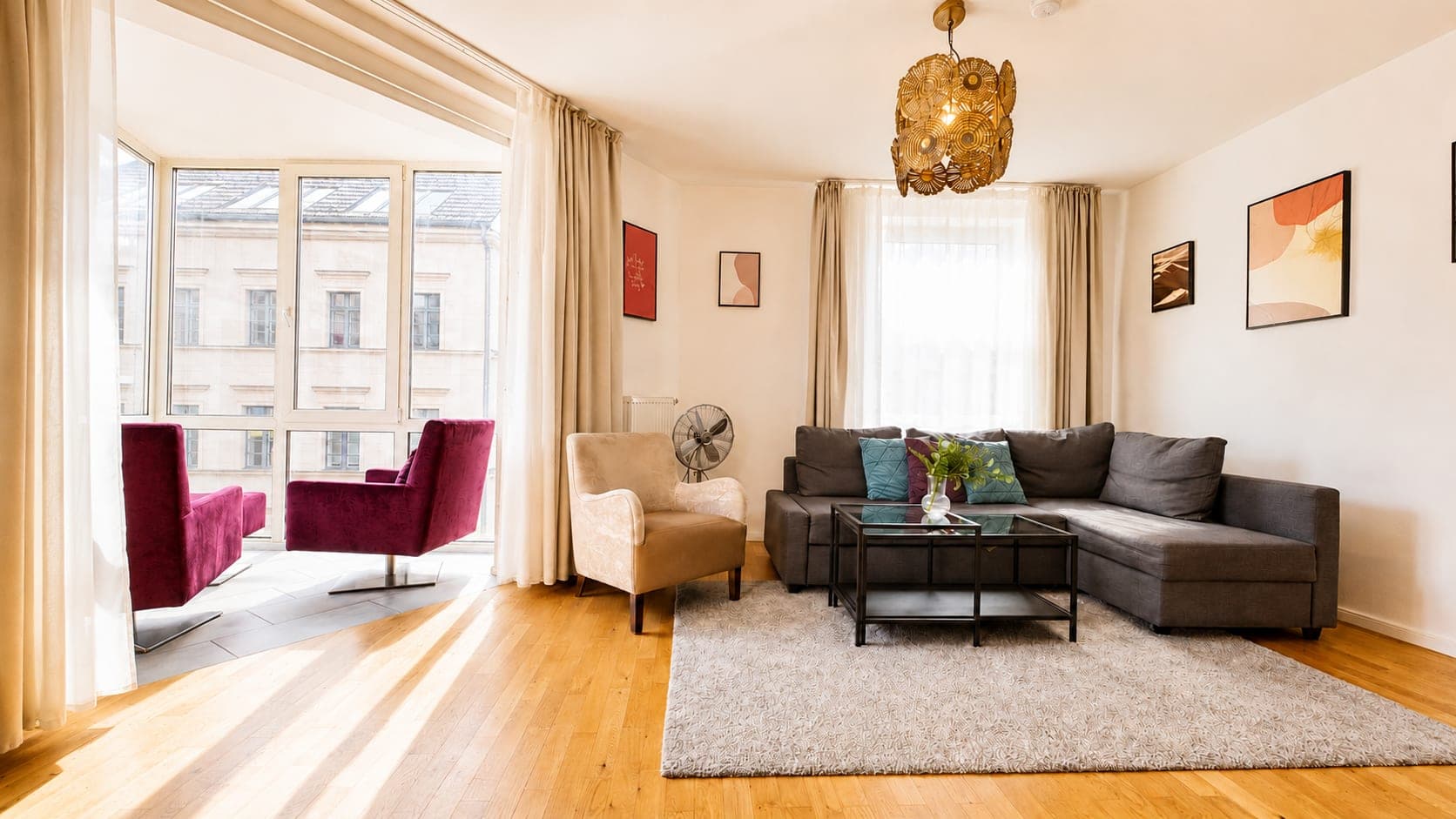 Living room in Flat 302, photograph 2 of 6