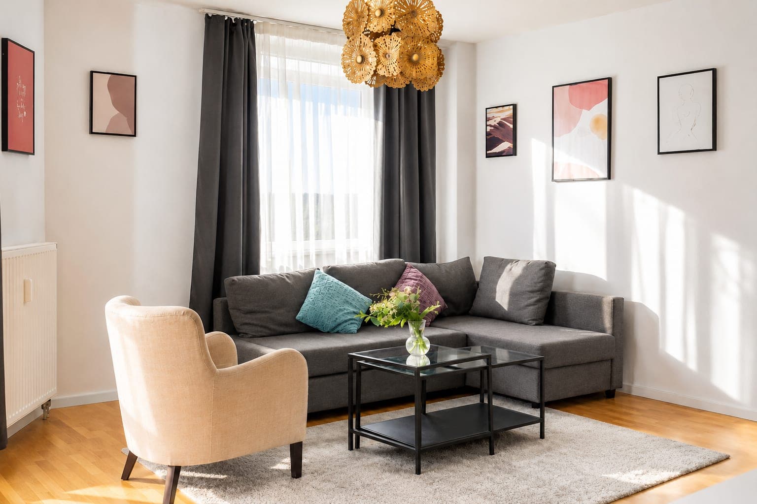 Living room in Flat 302, photograph 3 of 6