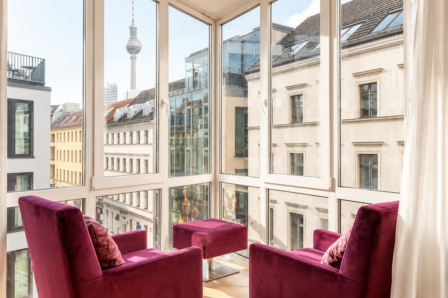 Living room in Flat 302, photograph 5 of 6