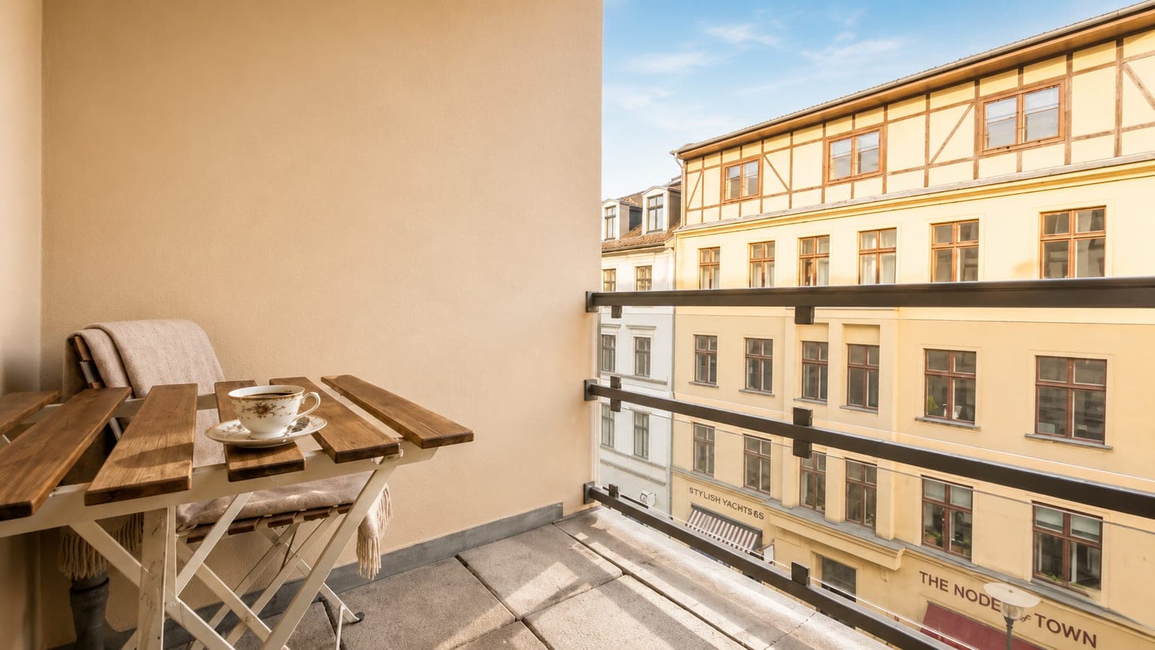 Balcony in Flat 303