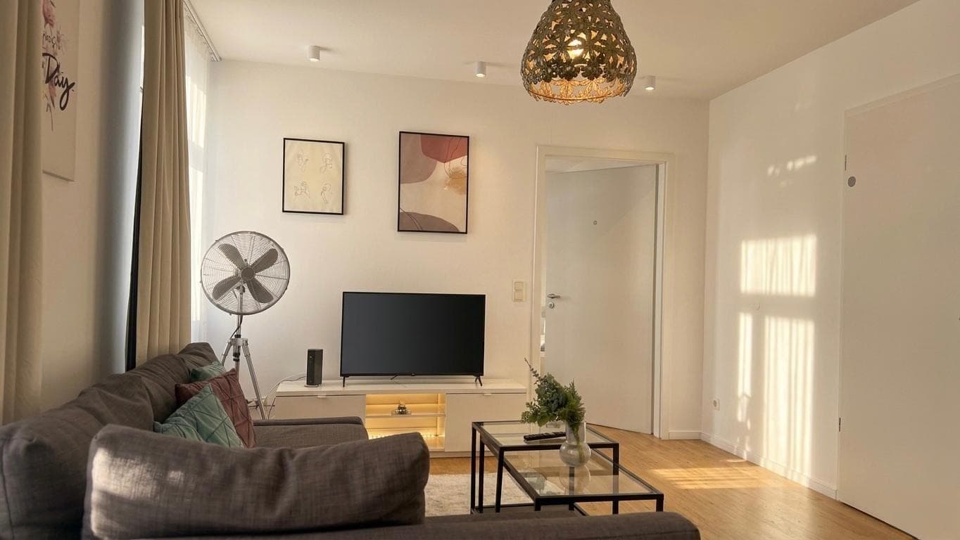 Living room in Flat 303, photograph 3 of 3