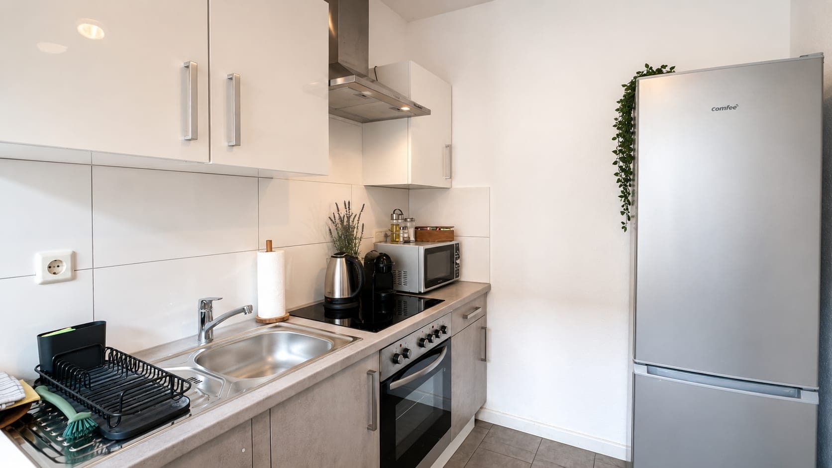 Kitchen in Flat 304, photograph 2 of 4