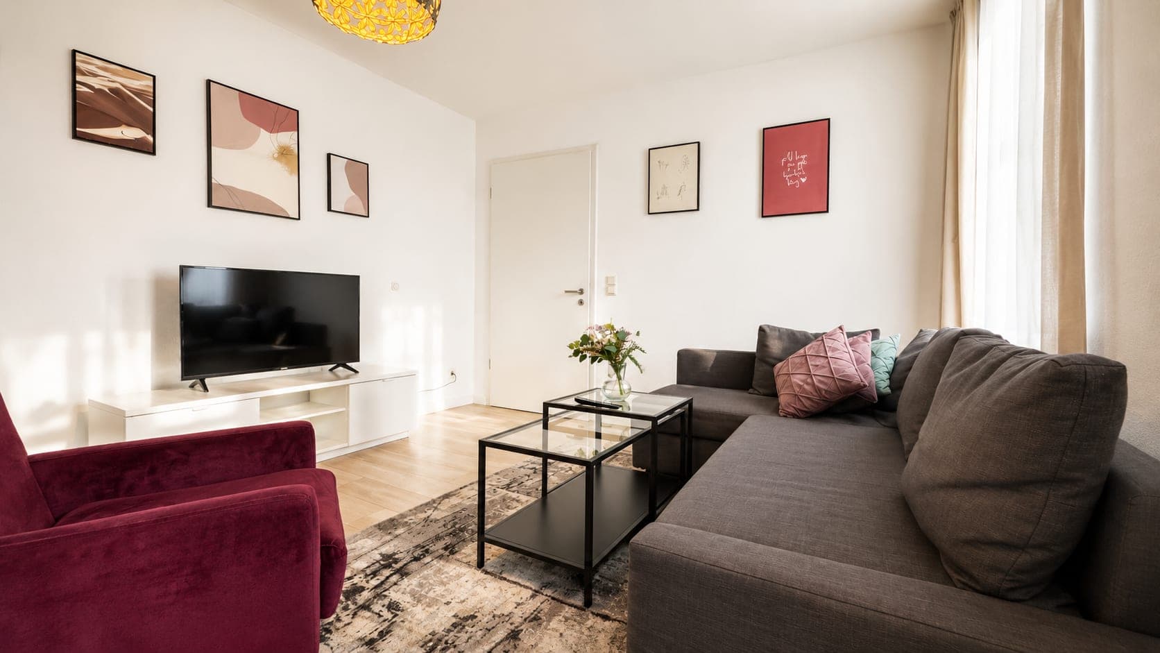 Living room in Flat 304, photograph 3 of 3