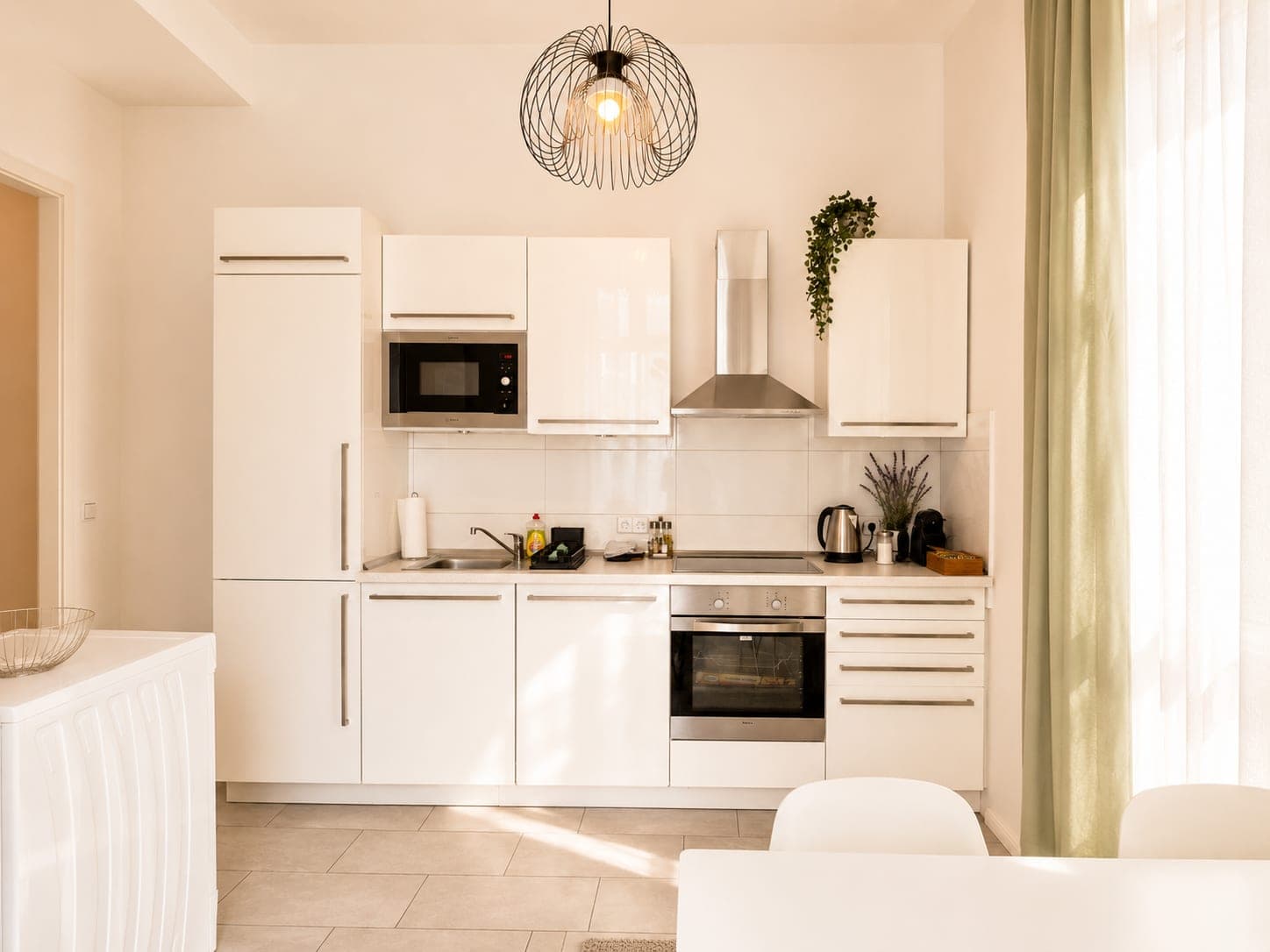 Kitchen in Flat 402, photograph 1 of 4
