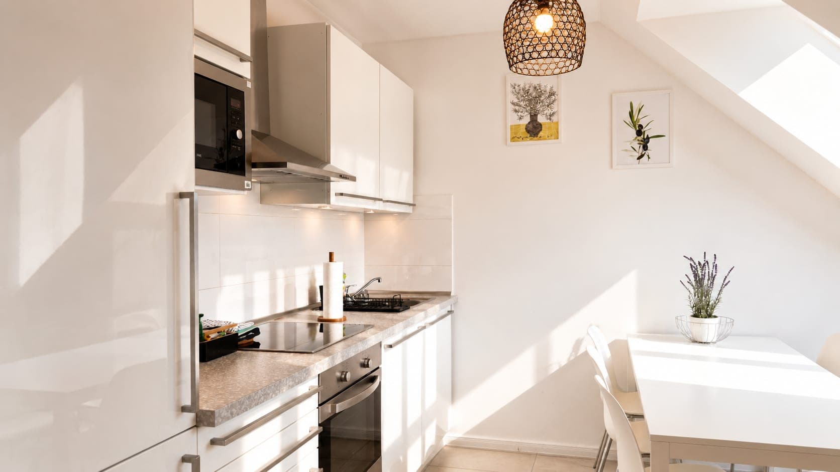 Kitchen in Flat 502, photograph 1 of 3