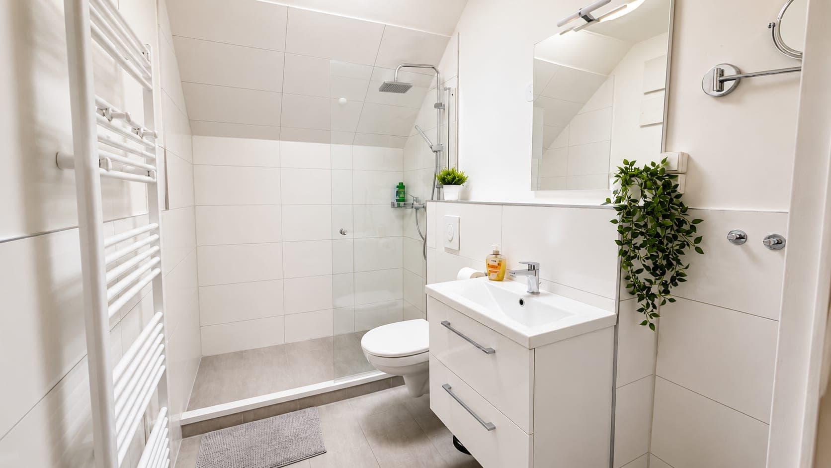 Bathroom in Flat 504