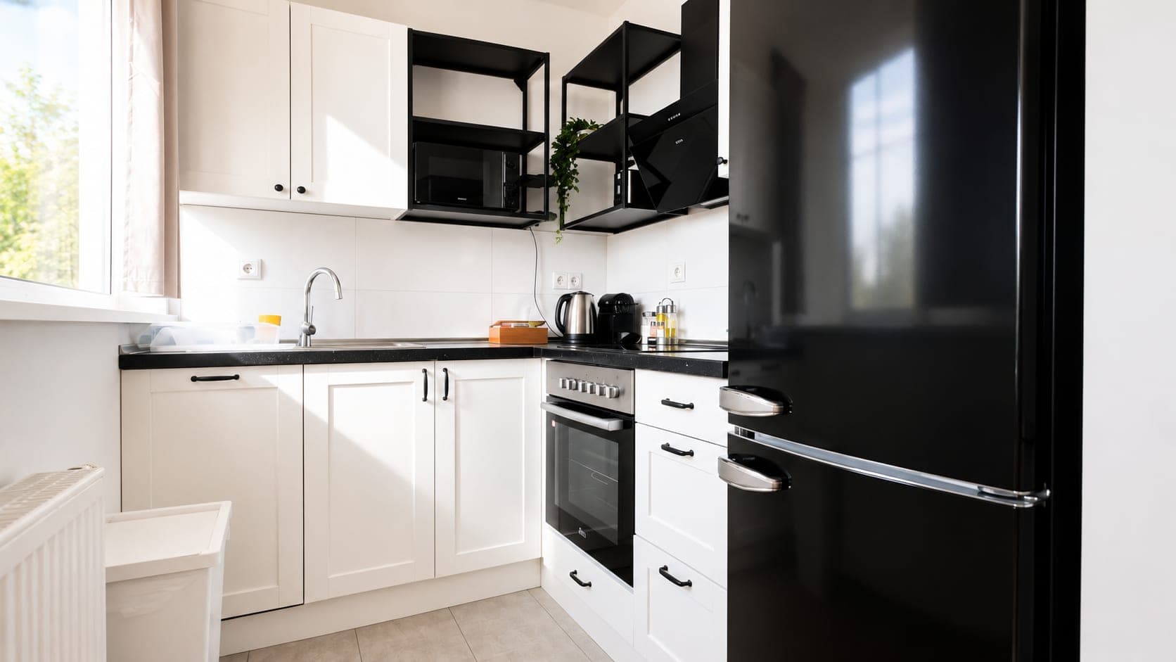 Kitchen in Flat 504, photograph 2 of 3