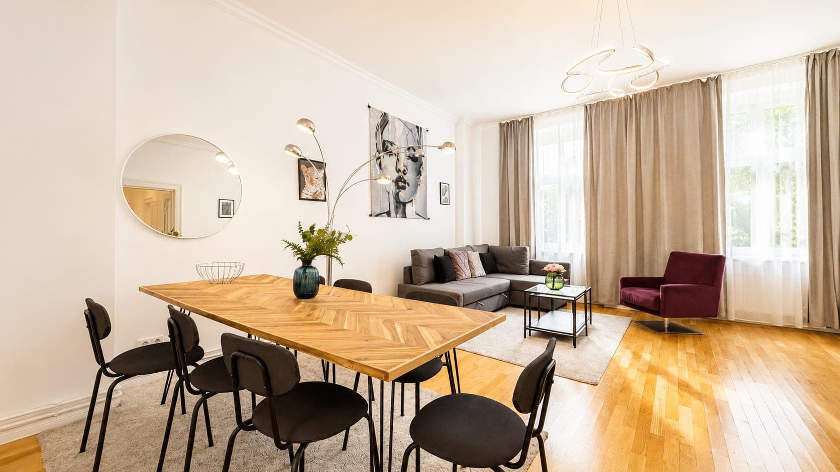 Dining area in Flat R4, photograph 3 of 4