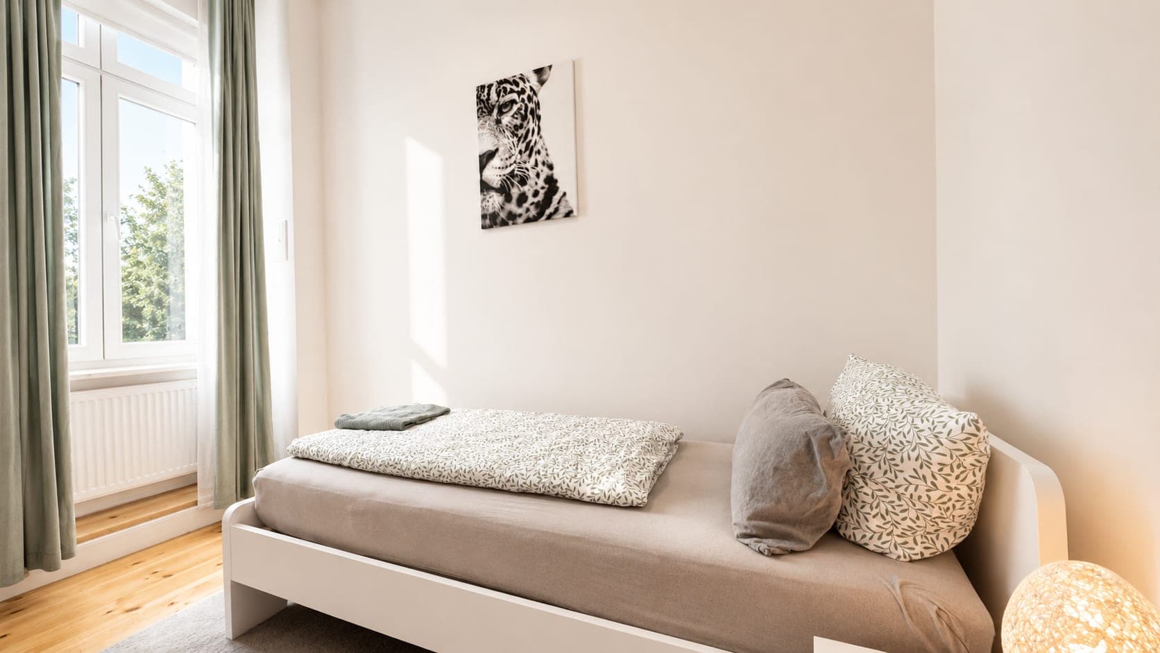 Bedroom 2 in Flat RL, photograph 2 of 3