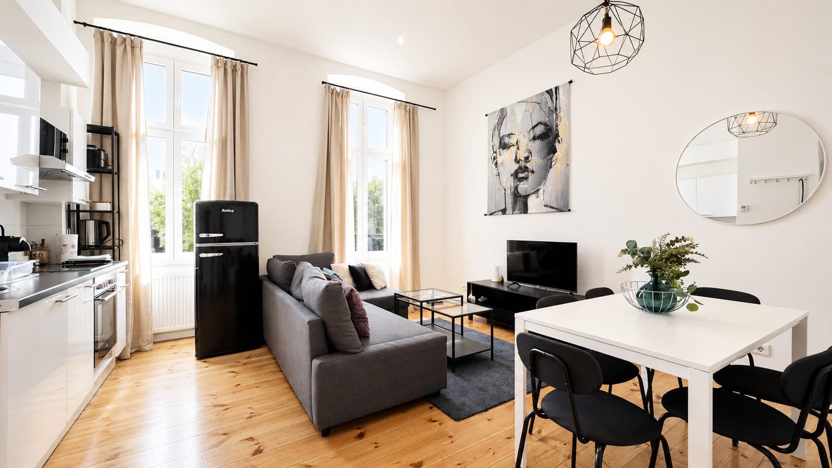 Living room in Flat RL, photograph 4 of 4